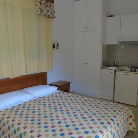 Hotel - Nostos 2*