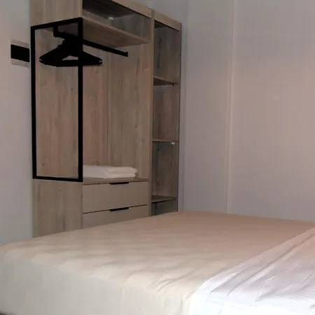 - Nostos 호텔 크리시 아모우디아