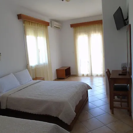 Hotel - Nostos 2*